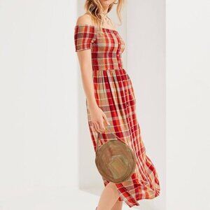 UO Urban Outfitters  Monica Smocked Off-The-Shoulder Midi Dress S Small